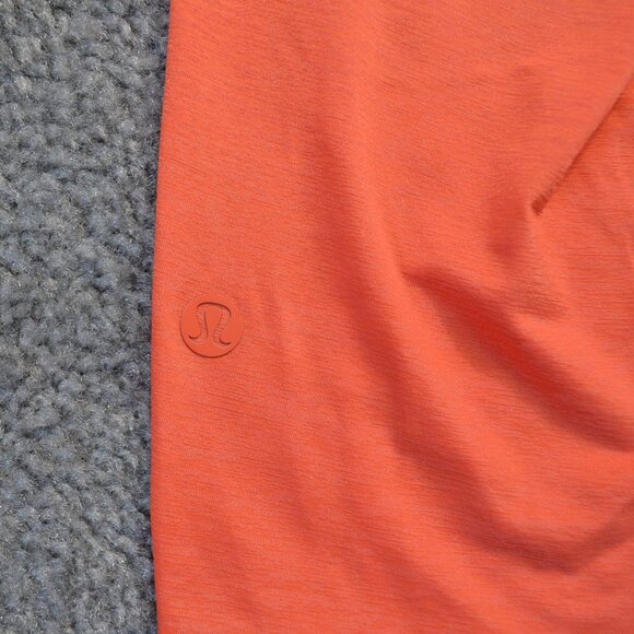 Lululemon Essential Tank Top Pleated *EUC - Picture 9 of 9